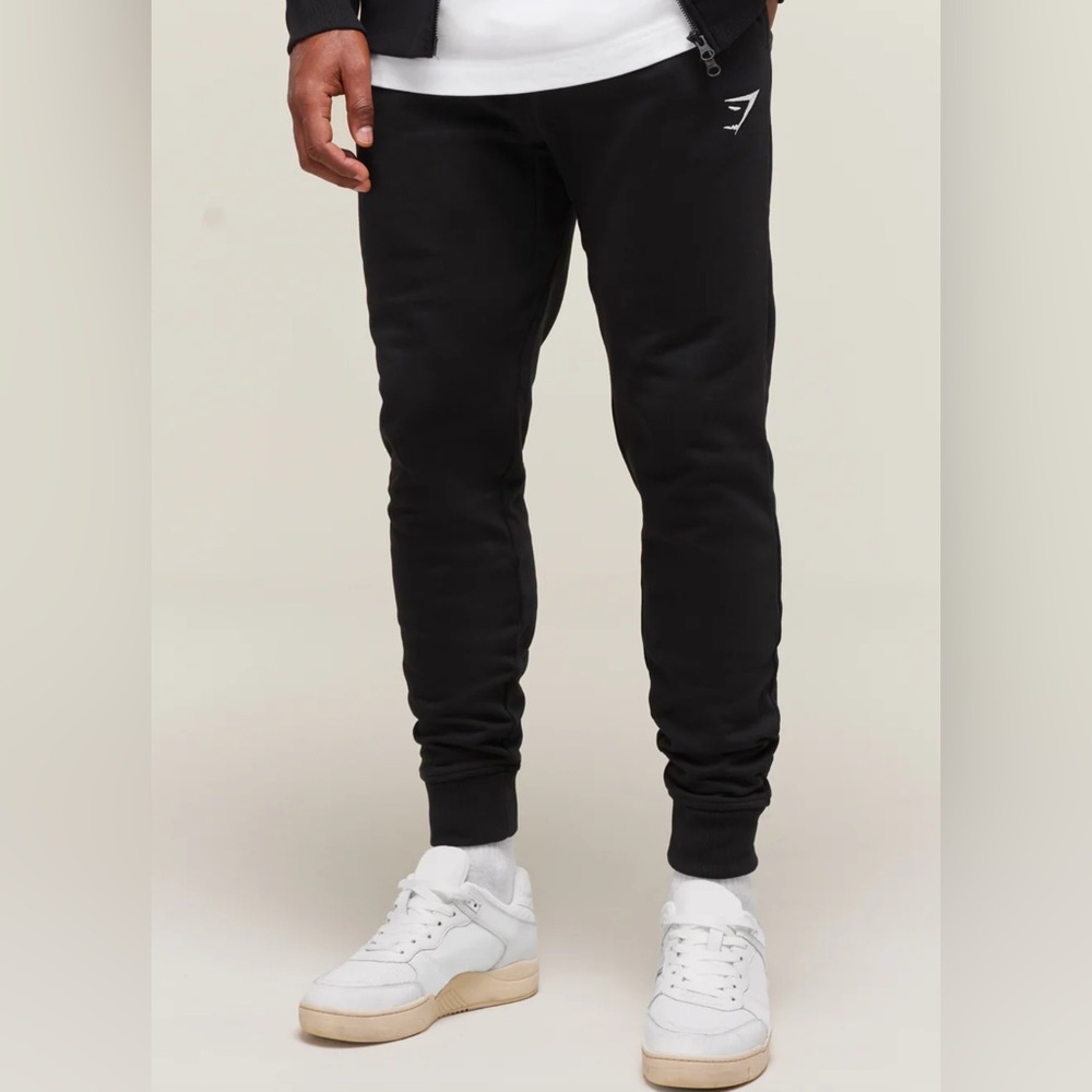 GymShark Men’s Crest Joggers